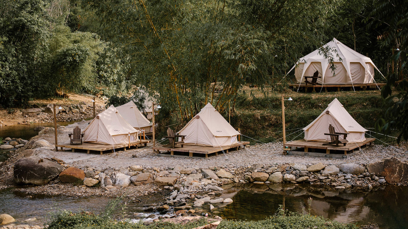 Khám Phá Sự Khác Biệt Giữa Camping và Glamping